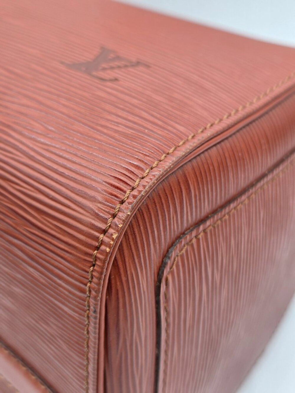 Louis Vuitton Speedy 30 – Epi Leather | Kenyan Fawn Brown | Vintage 1995 - Picture 8 of 12